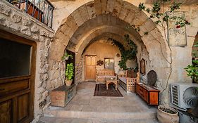 Chelebi Cave House